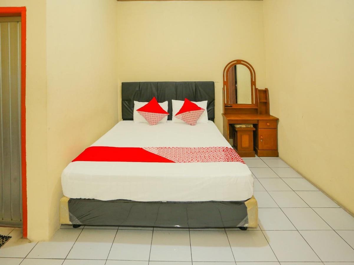 Oyo 93136 Hotel Santo Djaya 2 Богор Екстер'єр фото