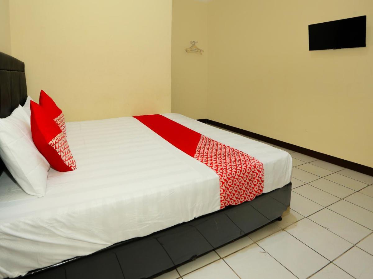 Oyo 93136 Hotel Santo Djaya 2 Богор Екстер'єр фото